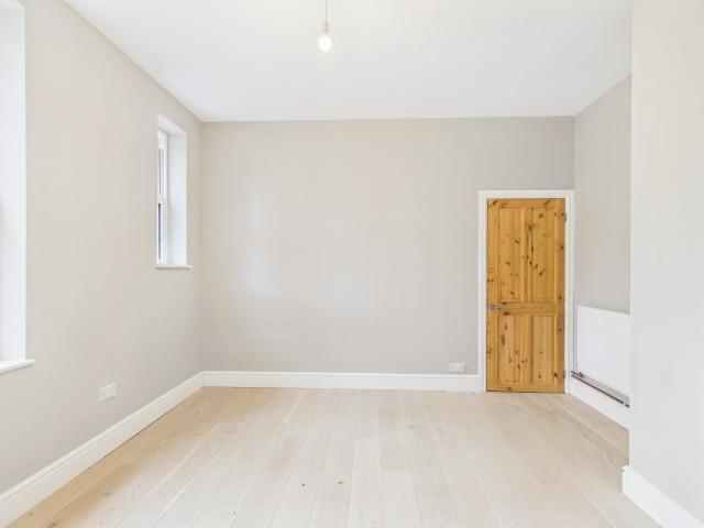 Apartment for rent in Heigham Grove, East Bank