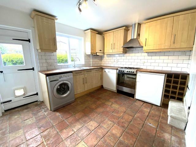 House for rent in The King's Mile, The Bridge