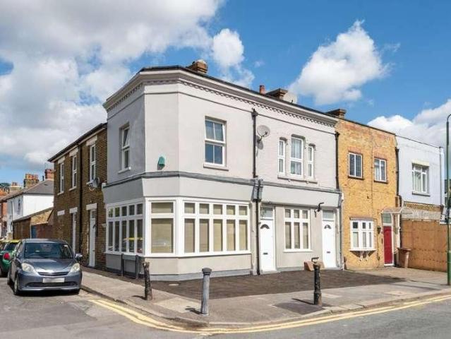 Apartment for rent in Carshalton, The Wrythe