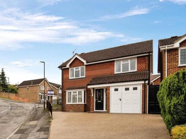 House for sale in Chatham Docks, Chatham