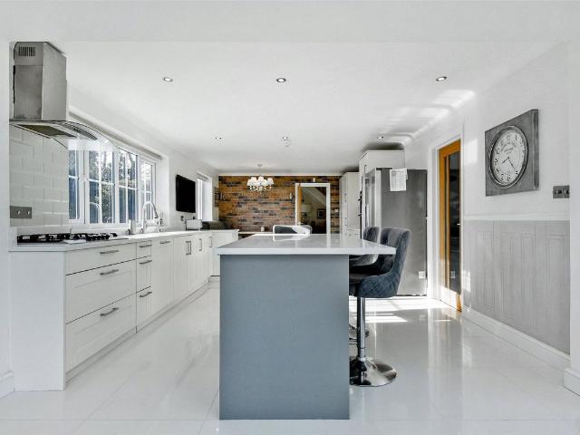 House for rent in Gerrards Cross, Denham