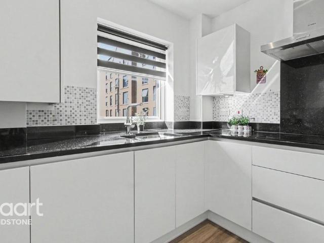 Apartment for rent in Penenden Heath, Maidstone