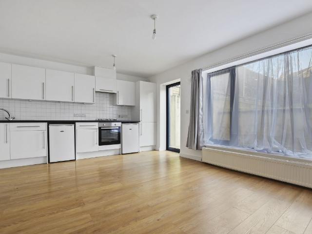 Apartment for rent in West Hampstead, Greater London