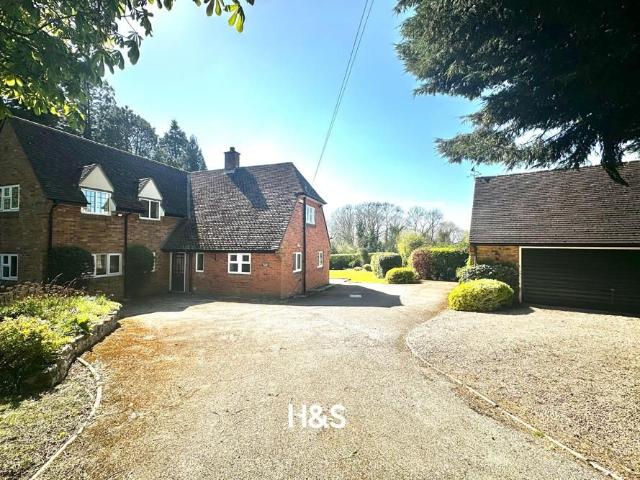 Apartment for rent in Green Close, Isle Of Man