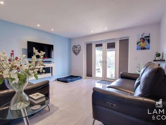 House for rent in Weeley, Dale Hill