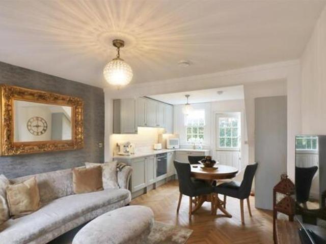 House for sale in Digswell, Welwyn Hatfield