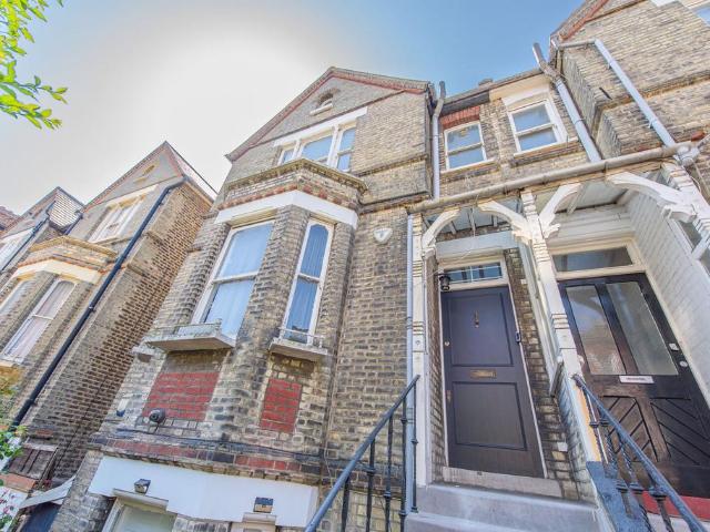 House for rent in West Hampstead, Greater London
