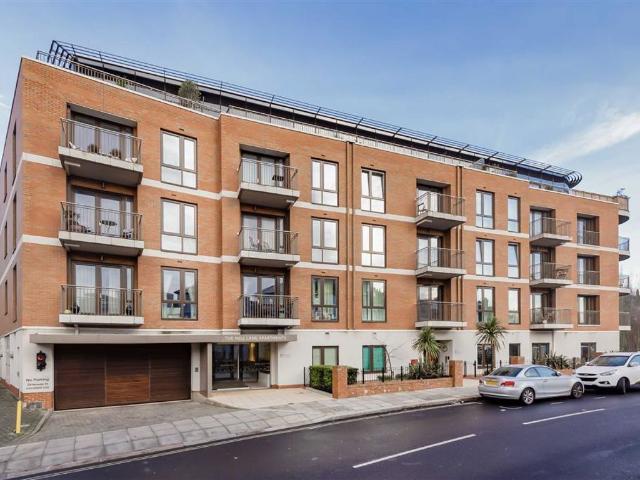 Apartment for rent in Kilburn, Greater London