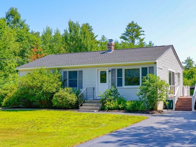 House for sale in Naples, Maine