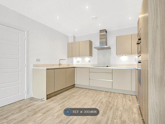 Apartment for rent in Ringlestone, Midway