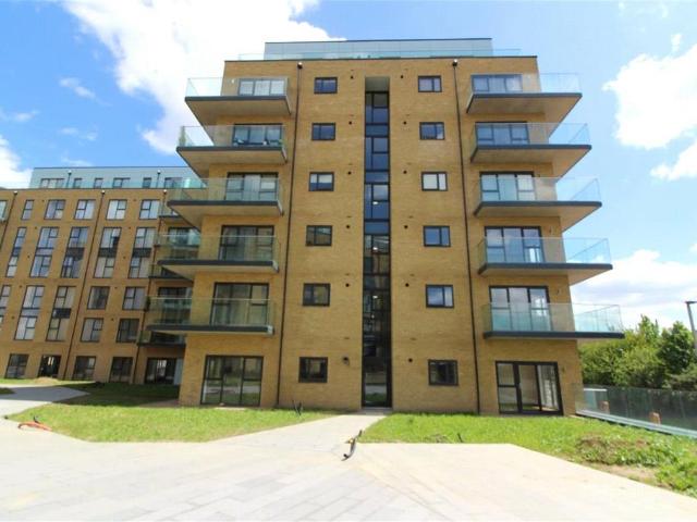 Apartment for rent in Monks Orchard, Kent