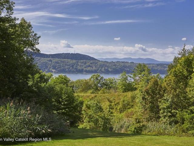 Land for sale in Rhinebeck, New York