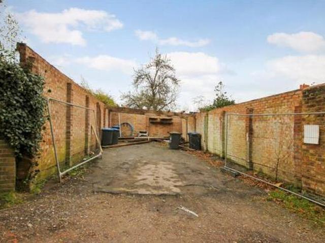House for sale in World's End, Perryfields