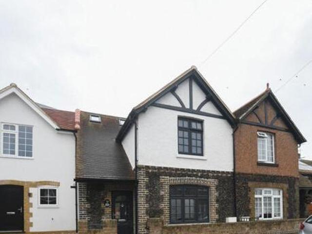 House for sale in Middle Deal, Ash