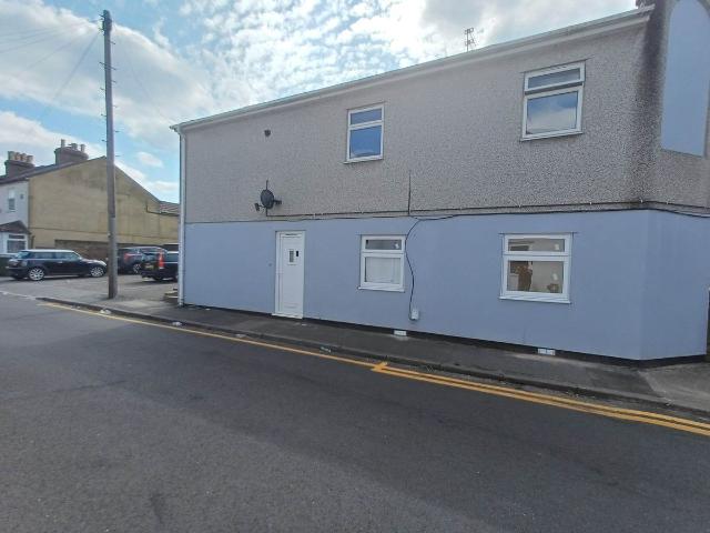 Apartment for rent in Northumberland Heath, Greater London