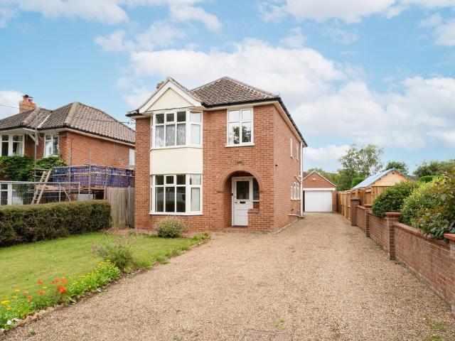 House for rent in Burgh St Peter, Norfolk