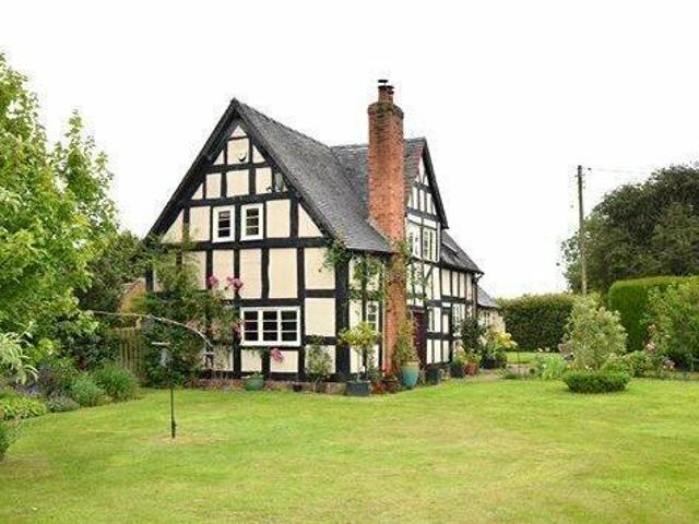 House for sale in Lyons, Greater London