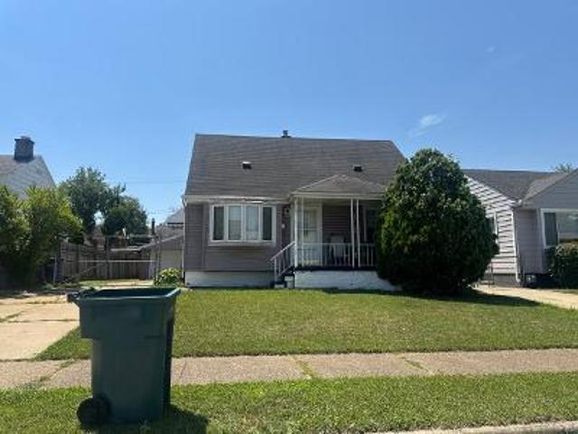 House for sale in Lincoln Park