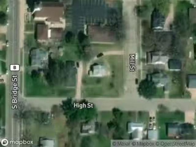 House for sale in Neenah