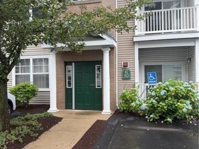 Condo for sale in Woonsocket, Rhode Island