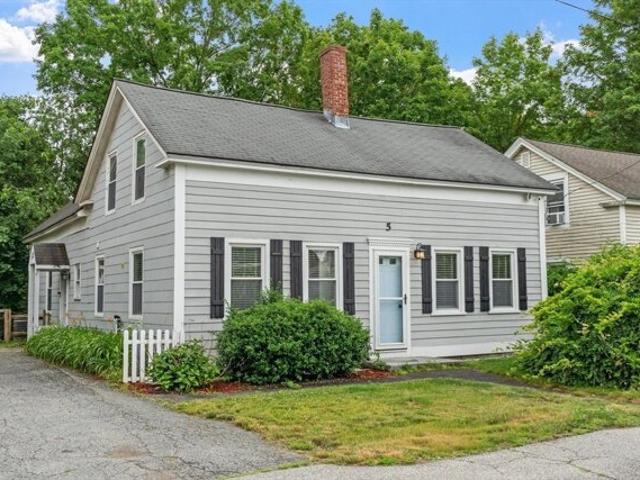 House for sale in Pepperell, Massachusetts
