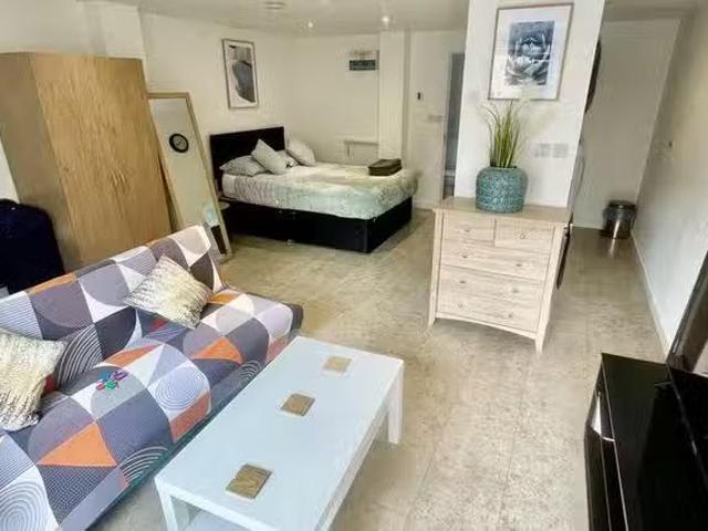 Apartment for rent in Caerleon, Wales
