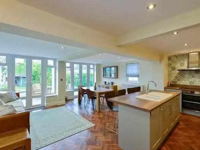 Apartment for rent in St Thomas', The Slade