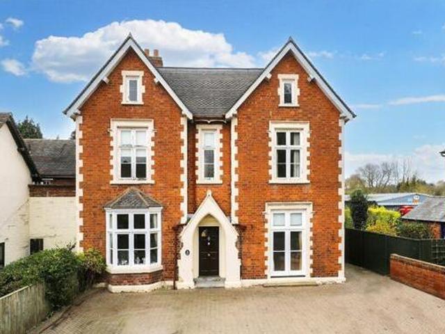 House for sale in Sandpits