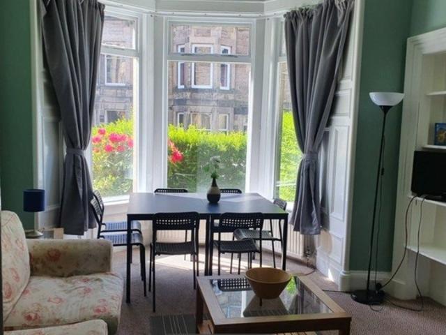 Apartment for rent in Morningside, Scotland