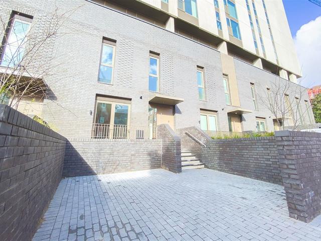 Apartment for rent in Piccadilly, Manchester