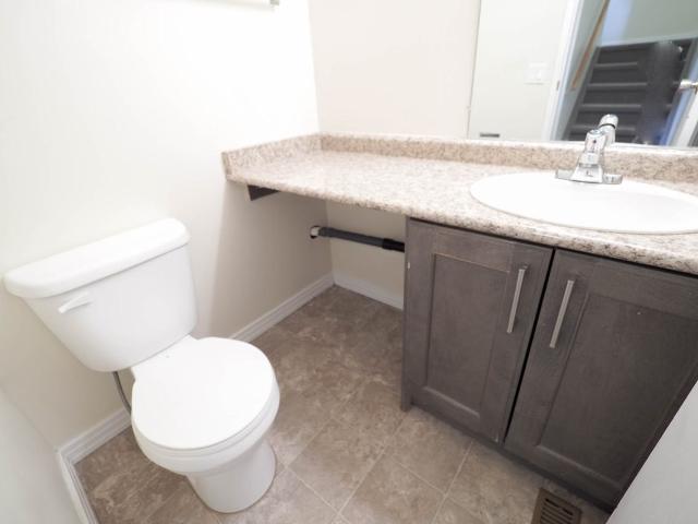 House for rent in Wedgewood, Alberta