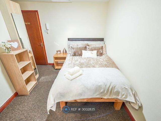 Room for rent in Great Horton, West Yorkshire