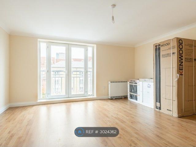 Apartment for rent in Cubitt Town, Greater London