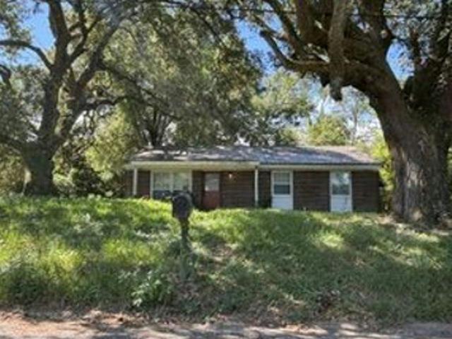 House for sale in Fairhope, Alabama