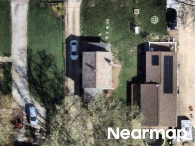 House for sale in Elyria