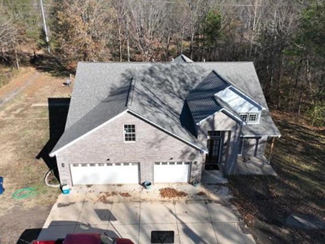 House for sale in Nesbit, Mississippi