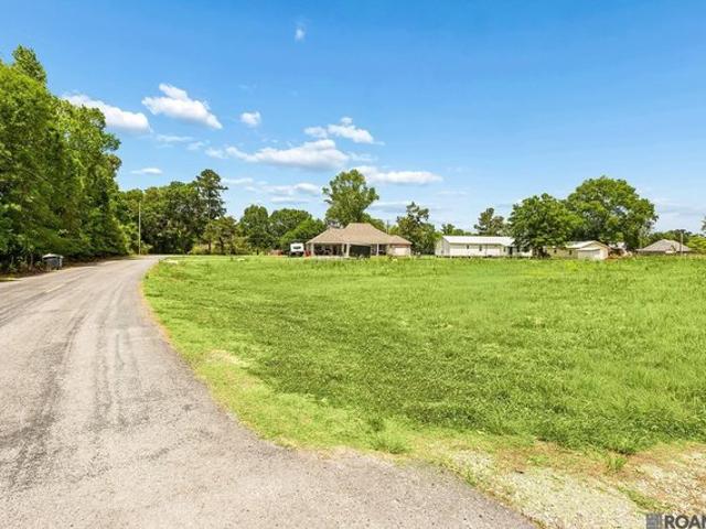 Land for sale in Prairieville, Louisiana