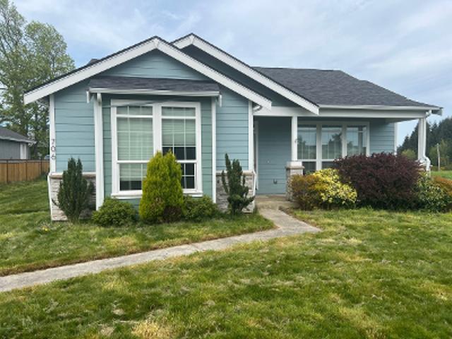 House for sale in Winlock, Washington