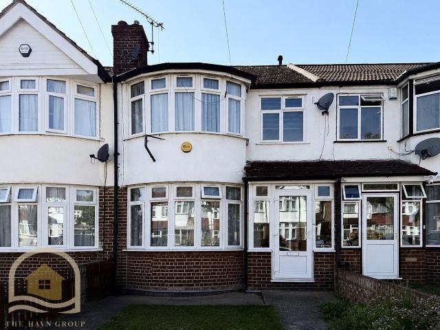 House for rent in London Borough of Ealing, Greenford