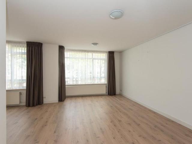 Appartement te huur in Zuid, Amsterdam