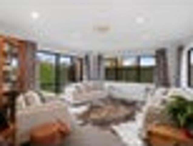 House for sale in Mandeville North, Canterbury