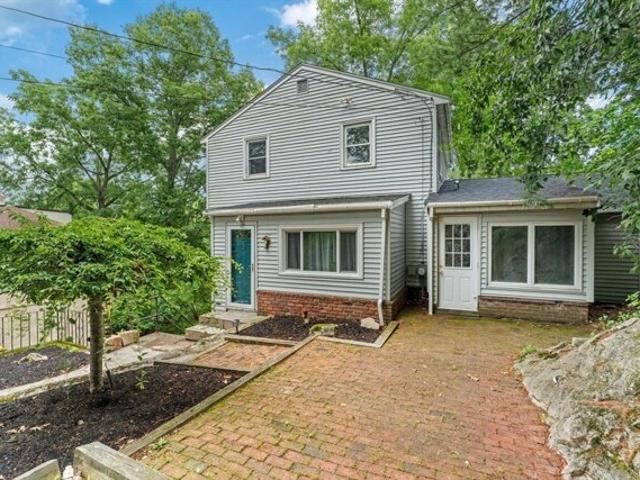 House for sale in Franklin, Massachusetts