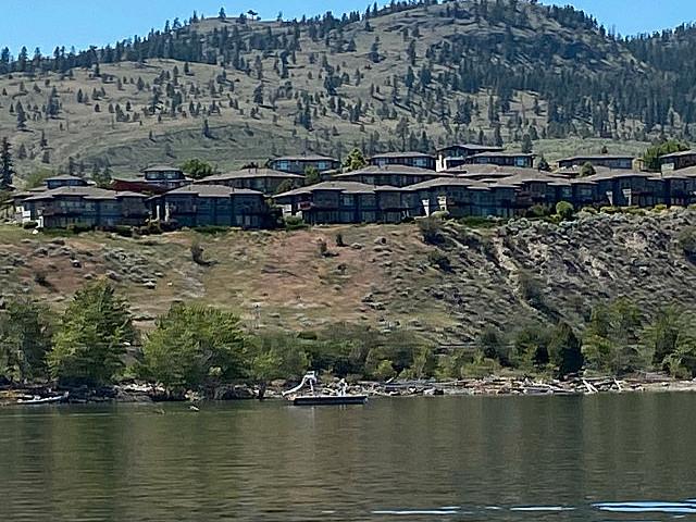 Condo for sale in British Columbia