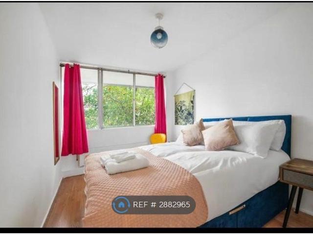 Room for rent in Holborn, Greater London