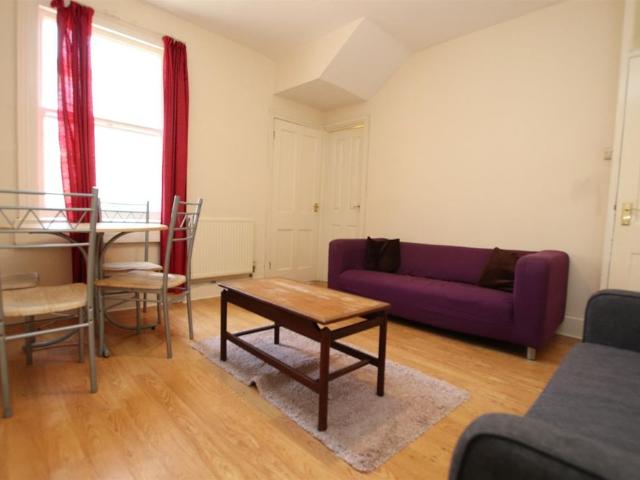 House for rent in East Twerton, Dulcote