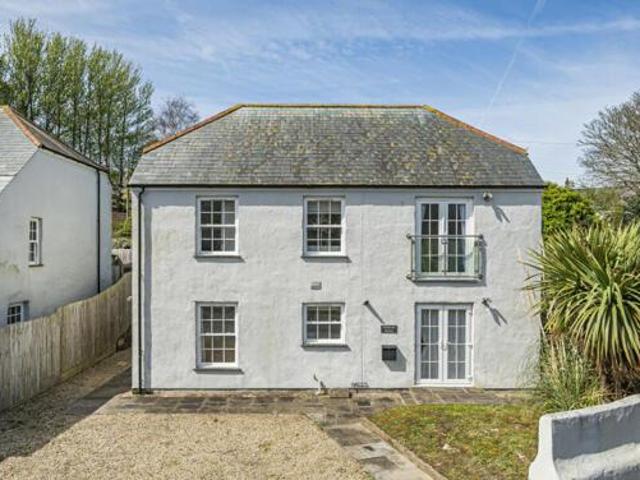 House for sale in Hayle, Cornwall
