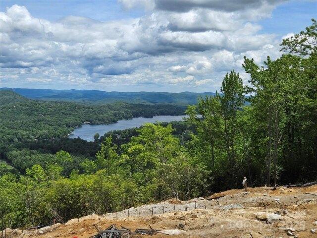 House for sale in Lake Toxaway