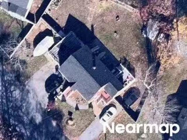 House for sale in Dracut