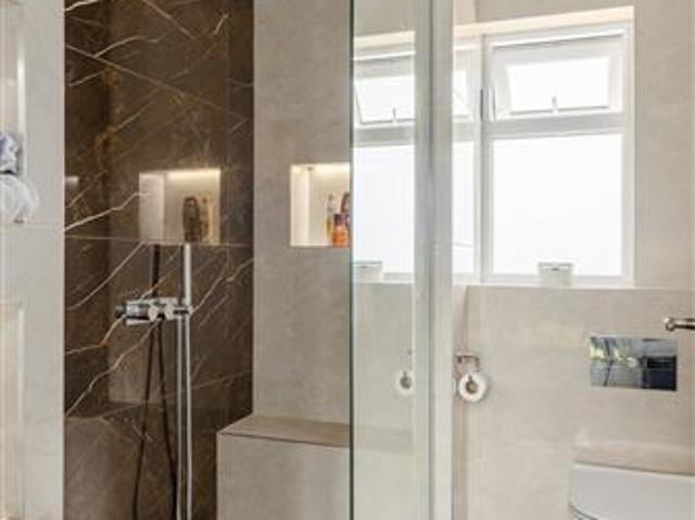 Farm for sale in Louth