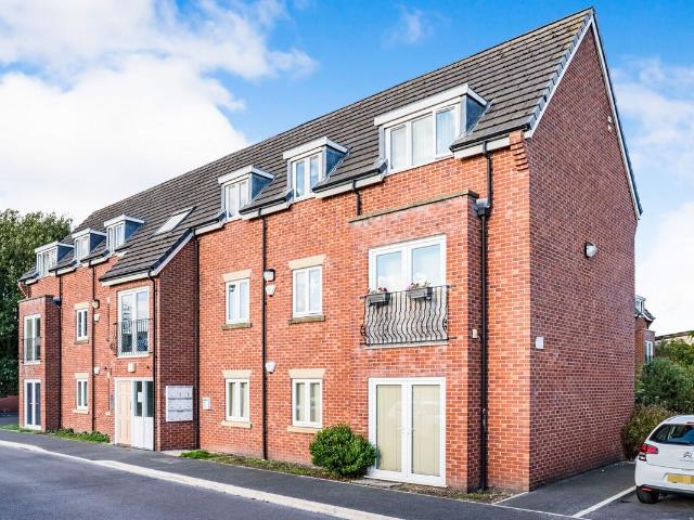 Apartment for rent in Golborne, Wigan